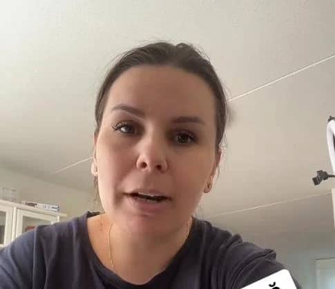 Românca a cheltuit mulți bani în vacanța din România FOTO: Captură video