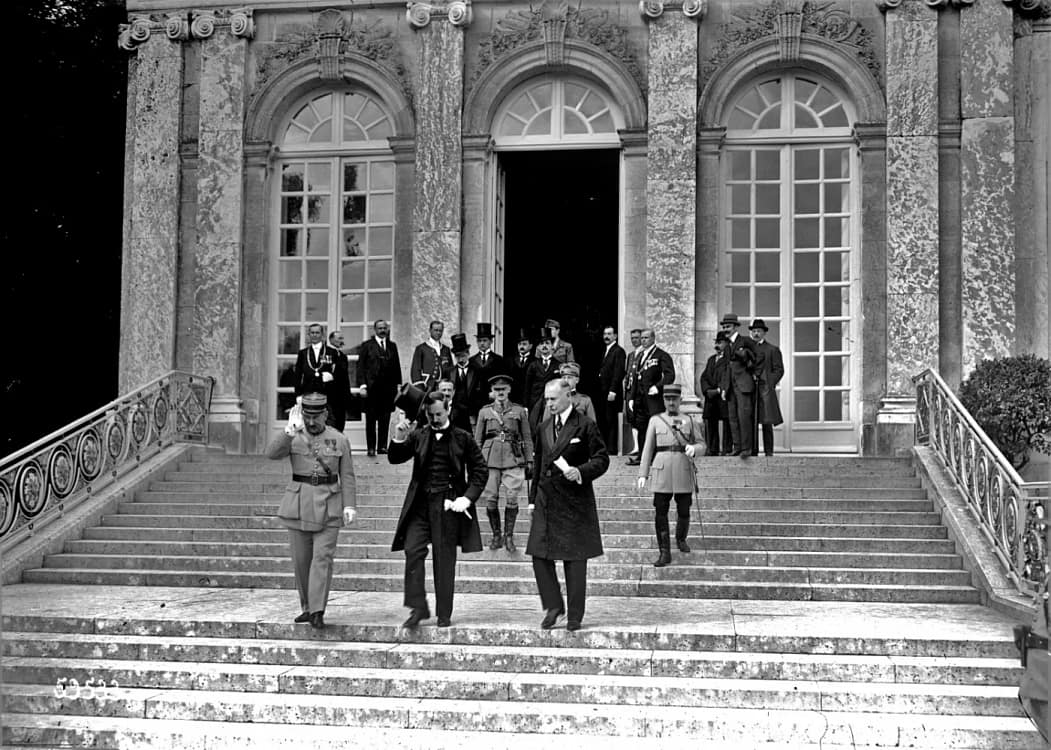 Întâlnirea de la Trianon FOTO arhivă