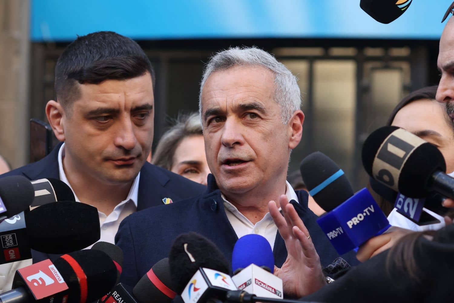 George Simion anunță protest în fața Autoritățiile Electorale Permanente și în Piața Victoriei: „Suntem alături de Călin Georgescu până la capăt”