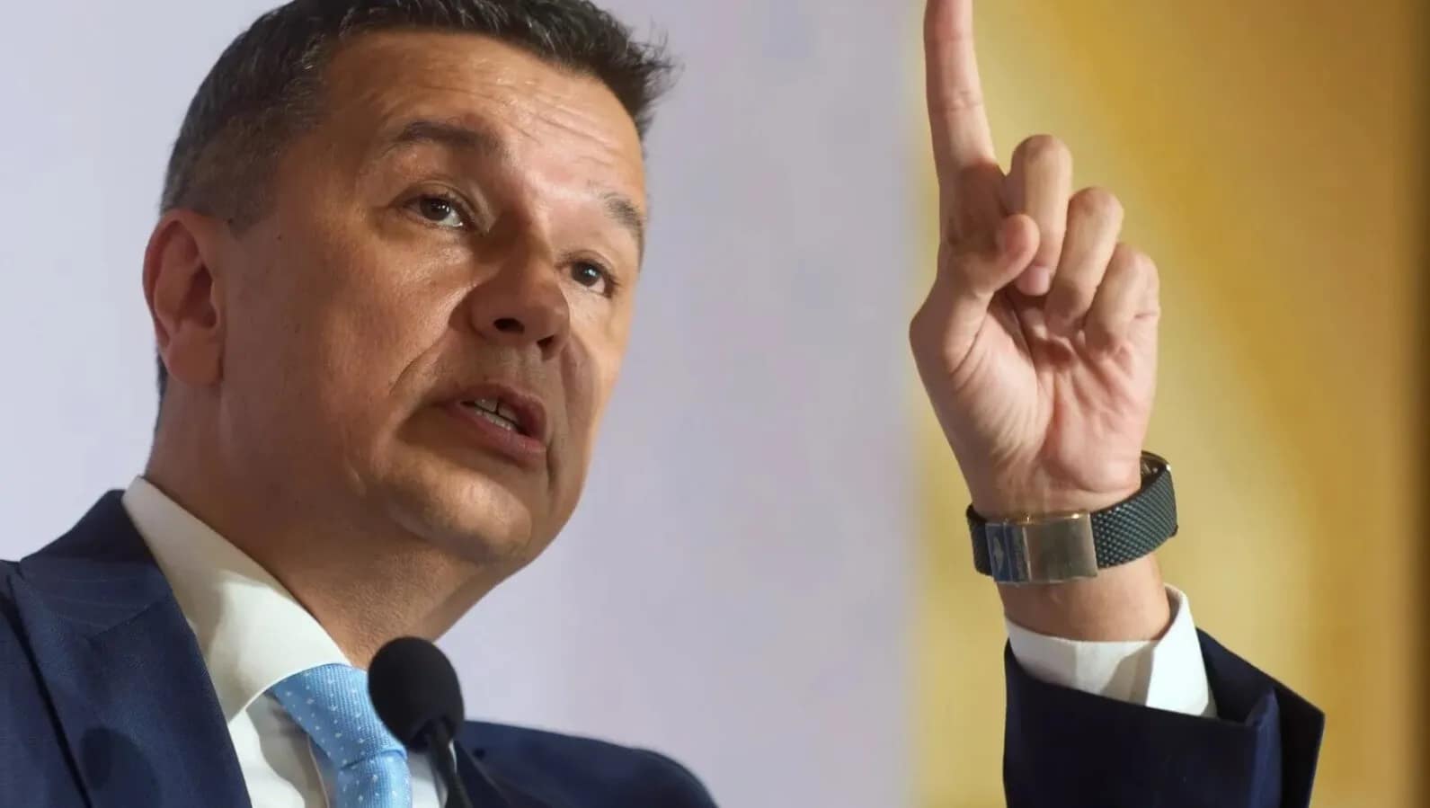 ‘Violenţa nu are scuze’: Mesajul ferm al lui Sorin Grindeanu de Ziua internaţională pentru eliminarea violenţei împotriva femeilor