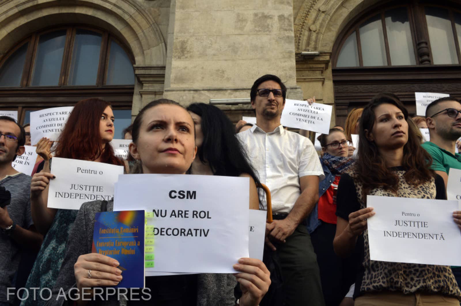 Reformele inițiate de Bolojan provoacă proteste ale magistraților. Avocatul Toni Neacșu explică mărul discordiei
