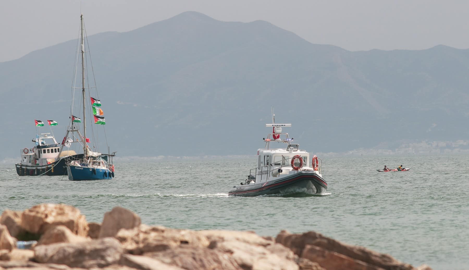 Cei peste 400 de militanţi ai flotilei pentru Gaza au fost reţinuţi de forţele israeliene