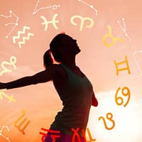 Trei zodii protejate de karma bună: Universul le răsplătește pentru bunătatea lor