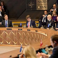 Europa îl acuză pe Putin că mimează interesul pentru pace. Aliații cresc sprijinul pentru Ucraina