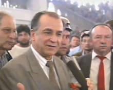VIDEO Cum i-a trimis Ion Iliescu pe mineri să „reocupe” Piața Universității și le-a mulțumit pentru „înalta disciplină civică” după măcelul din 13-15 iunie