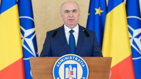 ‘Un om de acțiune precum Bolojan nu vine la București ‘degeaba”: Un analist politic din Austria ‘traduce’ jocurile de putere din România