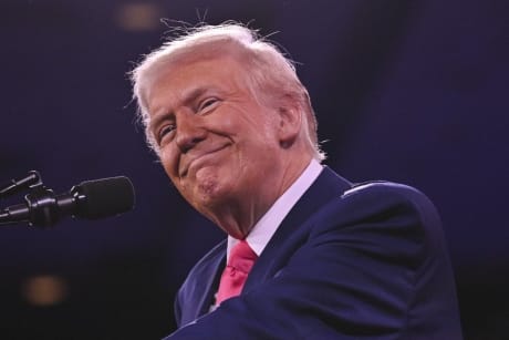 VIDEO Cineast celebru, discurs incendiar împotriva lui Trump: ‘Vei rămâne în istorie ca o catastrofă, cea mai mare greşeală a timpurilor noastre!’