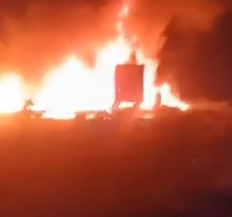 Atenție, imagini șocante: Sunt aproape 40 de morţi, după ce un camion s-a lovit de un autocar, în Mexic