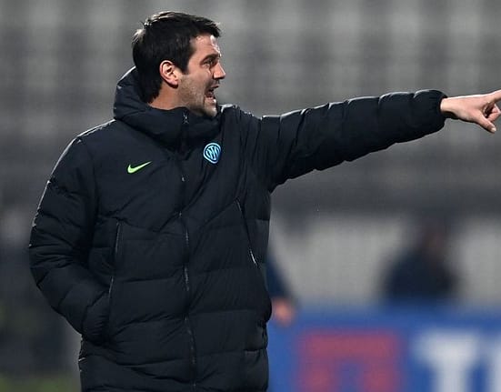 Lovitură primită de Cristi Chivu! Unul dintre fotbaliștii de bază ai Parmei, incert pentru meciul cu Bologna