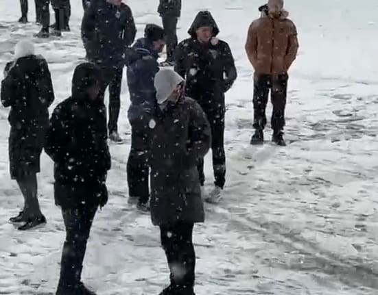 Florin Tănase a rămas cu gura căscată când a văzut cum este deszăpezit Stadionul Municipal din Buzău