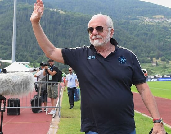 De Laurentiis vinde „formația secundă a lui Napoli” unui fond de investiții american!