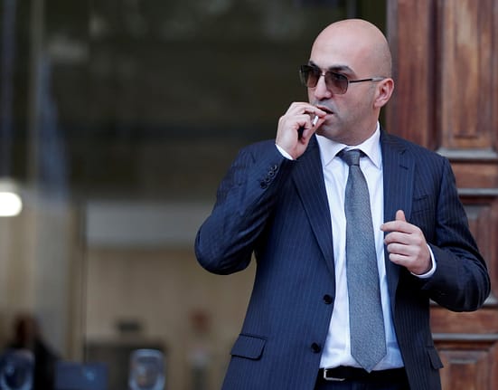 Situație șocantă în Malta, unde moștenitorul unui imperiu, acuzat că a ucis o jurnalistă cu o mașină capcană, a fost eliberat