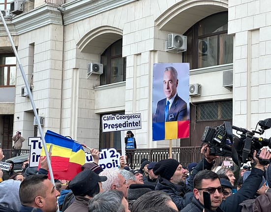 Liderul senatorilor POT, despre ridicarea lui Georgescu: „Cineva se joacă cu focul. S-ar putea ca cineva să vrea sânge în stradă”