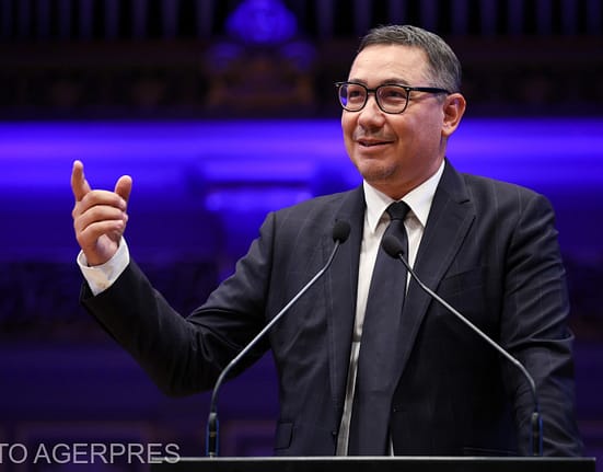 Întâlnire de gradul zero la Congresul PSD. Ponta a cerut să ia cuvântul și să vorbească în fața lui Crin Antonescu, în cadrul congresului