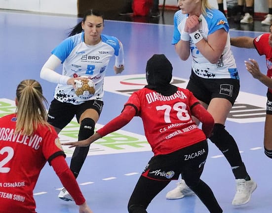 CSM București și CS Rapid, victorii în Liga Florilor