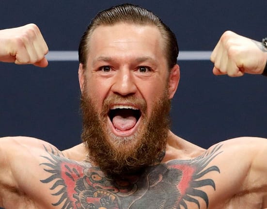 Conor McGregor, moment inedit la un meci de NBA: a coborât din tribune și s-a dus direct la un colos de 2,16 metri