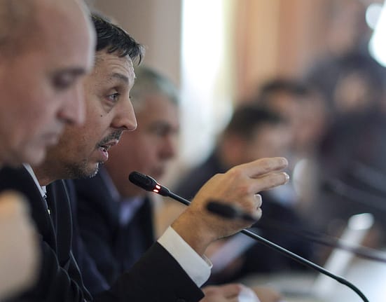 Reacția ministrului Educației în cazul profesorului-preot care făcea propagandă legionară și pro-Călin Georgescu la orele de religie