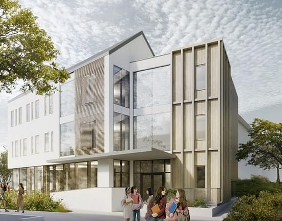 Proiectul campusurilor rurale se transformă în scandal național