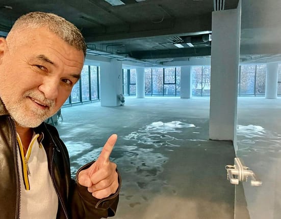 Leonard Doroftei a avut parte de un cadou unic în ziua în care a împlinit 55 de ani: are primul nepot!