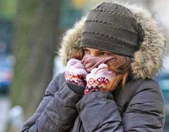 Precipitații, polei, ninsori la munte, vânt și îngheț la sol, până sâmbătă, în toată țara