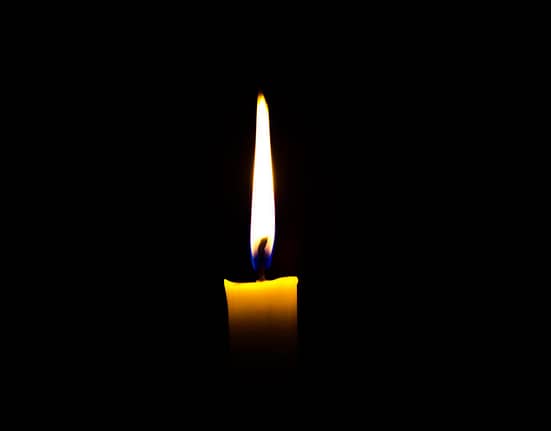 Lumina Sfântă de la Ierusalim a ajuns în România