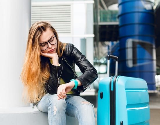Momente de groază pe aeroportul din Palermo. O turistă a fost găsită cu o bombă în bagaj: „Am luat-o ca suvenir!”