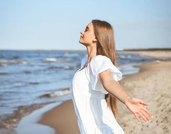 3 cele mai spirituale zodii. Aura lor puternică îi ajută să se alinieze la energiile și adevărurile profunde ale Universului