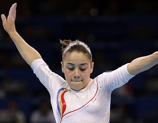 Campioana olimpică la gimnastică s-a dedicat misionarismului pentru Martorii lui Iehova