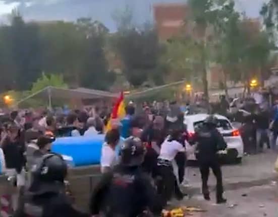 Scene șocante, înainte de Espanyol