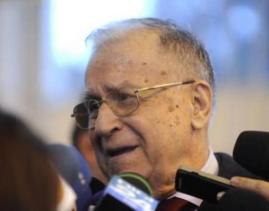 La 95 de ani, Ion Iliescu îl felicită pe Nicușor Dan pentru victoria în alegeri. Fostul președinte are și un mesaj pentru partidele politice