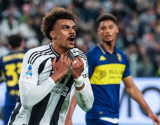 Fotbalistul cotat la 18 milioane de euro putea veni gratis la Craiova! Acum e titular și face legea la Juventus