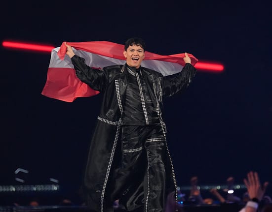 Câștigătorul Eurovision 2025 vrea excluderea țării care a terminat pe 2 de la ediția de anul viitor