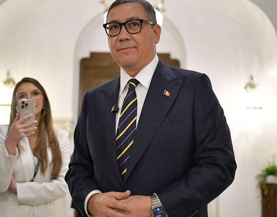 Liderii PSD îl atacă pe Ponta: reformele reale nu se fac cu cei care au fugit la greu și au trădat