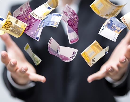 Declarațiile de avere și interese ale politicienilor, secretizate prin decizia CCR. Nu mai cuprind averile soților și copiilor