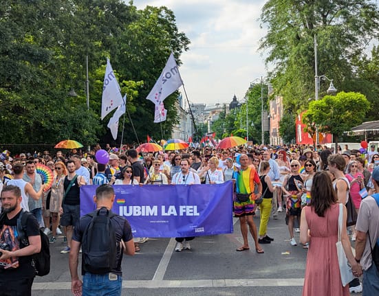 Prezență „surpriză” la marșul Bucharest PRIDE 2025 / galerie foto