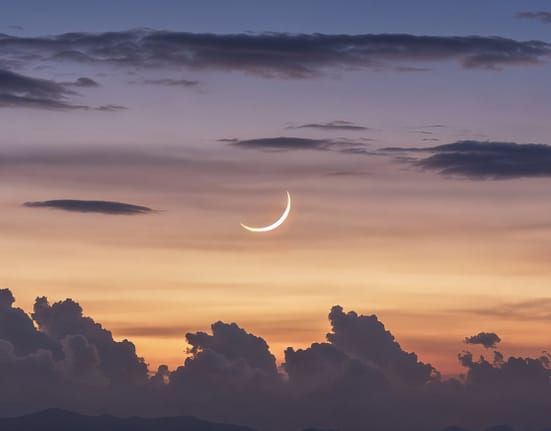 Lună Nouă pe 25 iunie. Patru zodii o pot lua de la capăt din nou