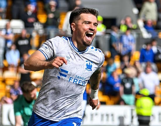Detaliul care a ajutat-o pe Dinamo să-l transfere pe Danny Armstrong