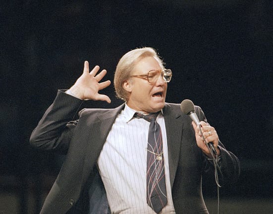Un predicator penticostal celebru a murit la 90 de ani. Cariera i-a fost distrusă de scandaluri sexuale
