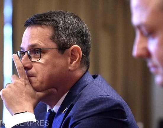Cine e în spate? Răspuns la întrebarea care se pune despre „grupările Hellvig”