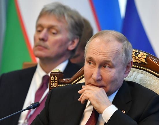 „Invazie” de boți pro-ruși pe grupurile ucrainenilor din regiunile ocupate. Susținerea pentru Vladimir Putin, printre principalele teme