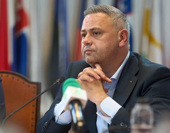 Ministrul Agriculturii revine cu datele, în scandalul generat de declarațiile sale despre avocado: Prezintă datele complete ale importurilor