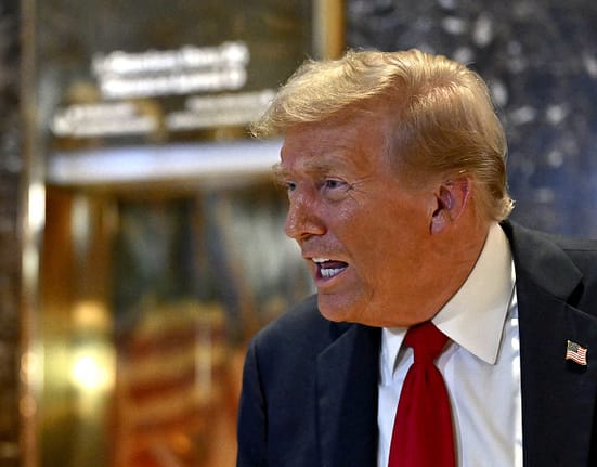 Donald Trump repetă afirmațiile despre Tylenol și vaccinuri și oferă și alte sfaturi de sănătate