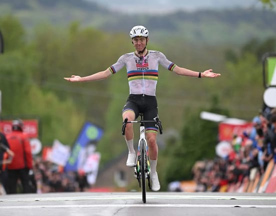 Tadej Pogacar, medaliat cu aur la Campionatele Europene pe şosea