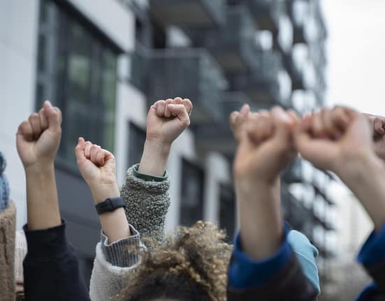 38 de ani de la revolta anticomunistă de la Braşov. Mesajul transmis de Ilie Bolojan