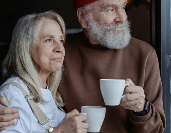 Cele patru chei pentru a trăi mai mulți ani: Doar 20% depinde de ADN-ul tău