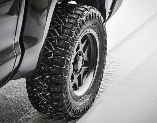 Iarna a venit la Sibiu. Poliție: Recomandăm șoferilor să-și echipeze mașinile