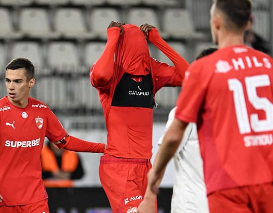 FC Botoșani -0, derby pentru primele două locuri în Superligă, ACUM! Eurogol pentru Mailat după dominația „câinilor”