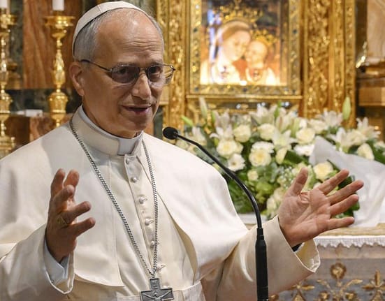 Nu lăsaţi inteligenţa artificială să vă facă temele, le-a spus papa Leon tinerilor americani