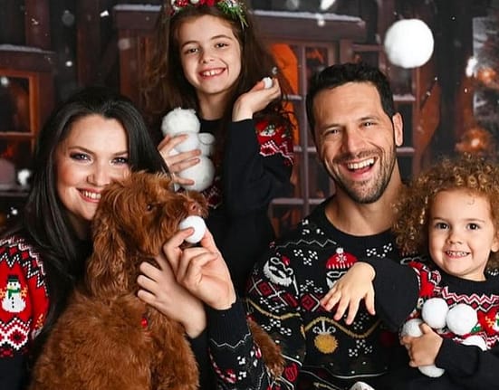 Vacanța de iarnă 2025–2026 începe pe 20 decembrie: Când revin elevii la școală