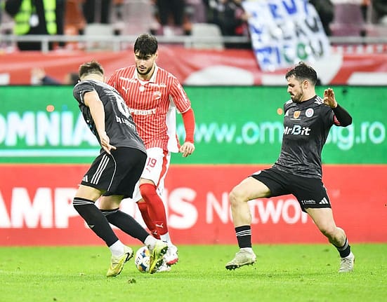 Debutant la Dinamo, Mazilu a recunoscut: „Nu mă așteptam să intru. Puțin cam repede”